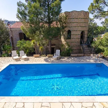 فيلة Club Villamar - Castillo *